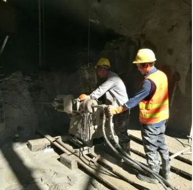 秦淮水下抗分散灌浆料特点 水下不分散注浆料介绍